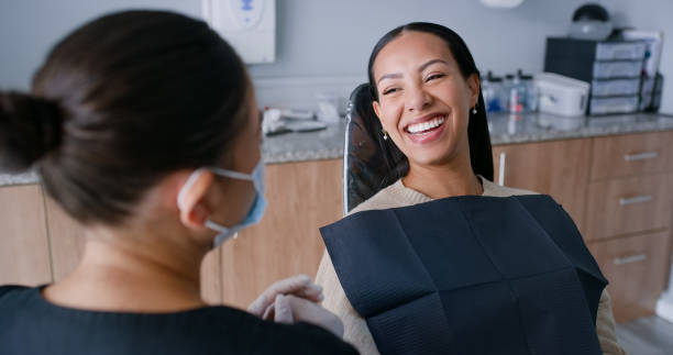 Best Tooth Extraction  in Laguna Heights, TX